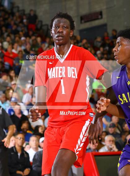 Thumbnail 2 in St. Augustine vs. Mater Dei (Nike Extravaganza) photogallery.