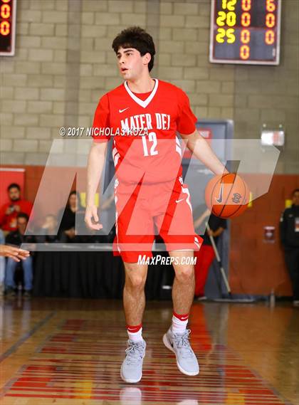 Thumbnail 2 in St. Augustine vs. Mater Dei (Nike Extravaganza) photogallery.