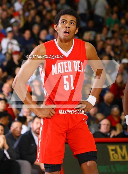 Thumbnail 2 in St. Augustine vs. Mater Dei (Nike Extravaganza) photogallery.
