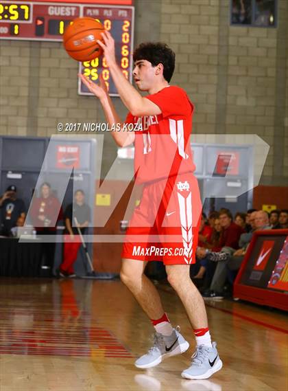 Thumbnail 3 in St. Augustine vs. Mater Dei (Nike Extravaganza) photogallery.
