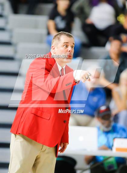 Thumbnail 1 in Verdugo Hills vs. San Fernando (CIF LACS D2 Final) photogallery.