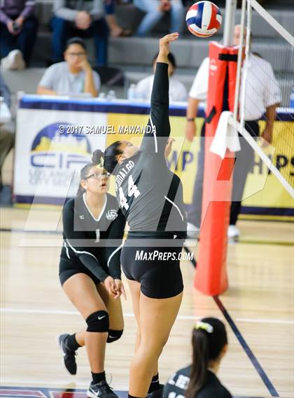 Thumbnail 2 in Verdugo Hills vs. San Fernando (CIF LACS D2 Final) photogallery.