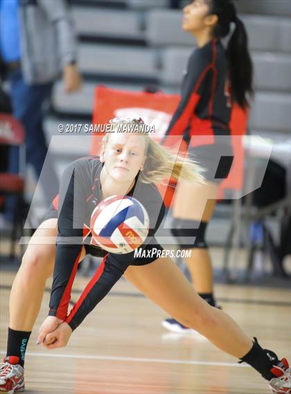 Thumbnail 1 in Verdugo Hills vs. San Fernando (CIF LACS D2 Final) photogallery.