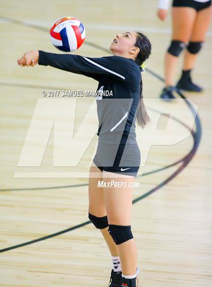 Thumbnail 3 in Verdugo Hills vs. San Fernando (CIF LACS D2 Final) photogallery.