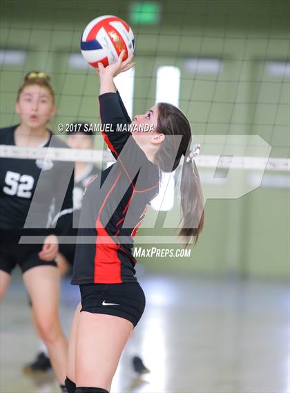 Thumbnail 2 in Verdugo Hills vs. San Fernando (CIF LACS D2 Final) photogallery.