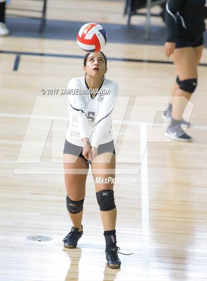 Thumbnail 1 in Verdugo Hills vs. San Fernando (CIF LACS D2 Final) photogallery.