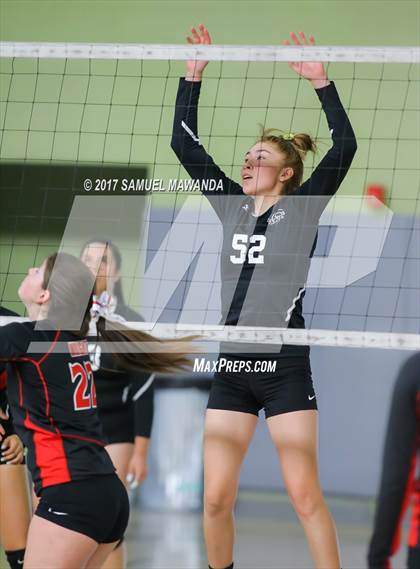 Thumbnail 2 in Verdugo Hills vs. San Fernando (CIF LACS D2 Final) photogallery.