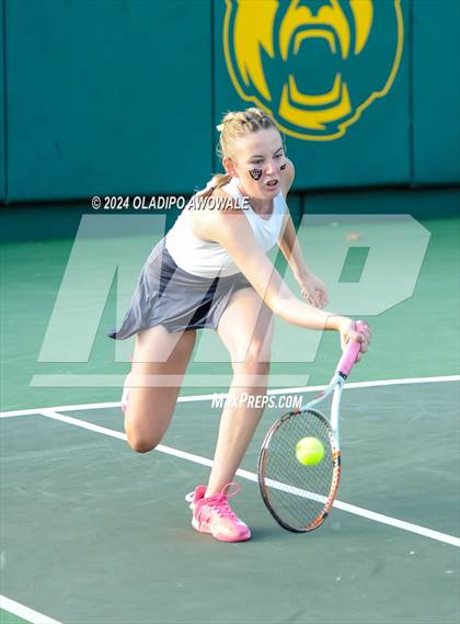 Thumbnail 3 in Randall vs Wimberley (UIL 4A Tennis Semifinal) photogallery.