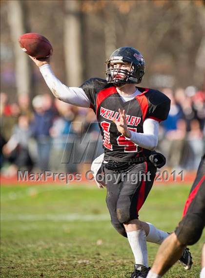 Thumbnail 1 in Needham @ Wellesley photogallery.