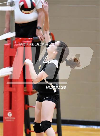 Thumbnail 2 in Edison [Thomas A.] vs Jefferson (Wagner Invitational) photogallery.