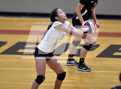 Thumbnail 2 in Edison [Thomas A.] vs Jefferson (Wagner Invitational) photogallery.