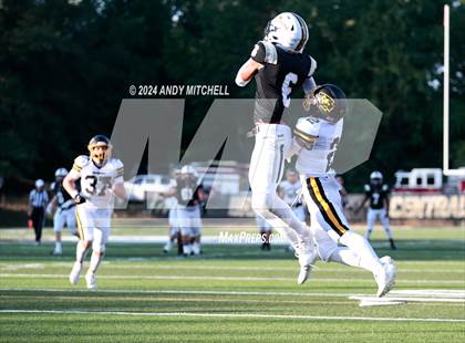 Thumbnail 1 in McMinn County @ Bradley Central photogallery.