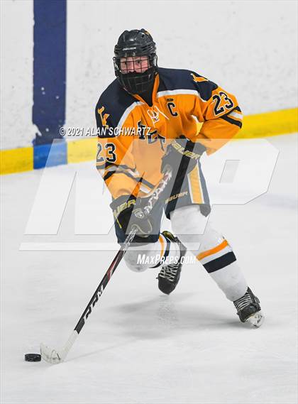 Thumbnail 3 in Churchville-Chili @ Victor photogallery.