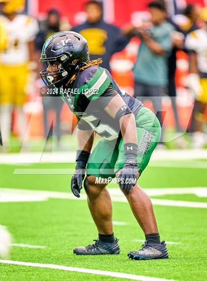 Thumbnail 3 in Fort Bend Marshall vs. Iowa Colony (UIL 5A D2 Football Regional) photogallery.
