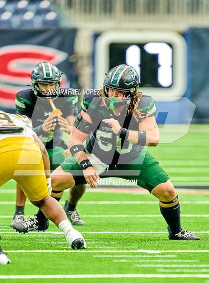 Thumbnail 3 in Fort Bend Marshall vs. Iowa Colony (UIL 5A D2 Football Regional) photogallery.