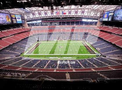 Thumbnail 1 in Fort Bend Marshall vs. Iowa Colony (UIL 5A D2 Football Regional) photogallery.