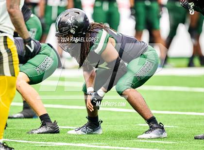 Thumbnail 3 in Fort Bend Marshall vs. Iowa Colony (UIL 5A D2 Football Regional) photogallery.