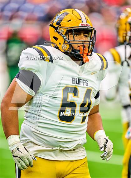 Thumbnail 3 in Fort Bend Marshall vs. Iowa Colony (UIL 5A D2 Football Regional) photogallery.
