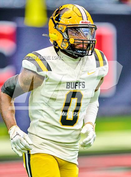 Thumbnail 2 in Fort Bend Marshall vs. Iowa Colony (UIL 5A D2 Football Regional) photogallery.
