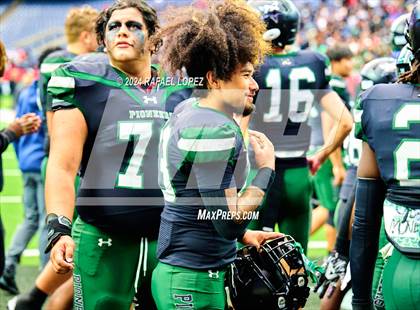 Thumbnail 1 in Fort Bend Marshall vs. Iowa Colony (UIL 5A D2 Football Regional) photogallery.