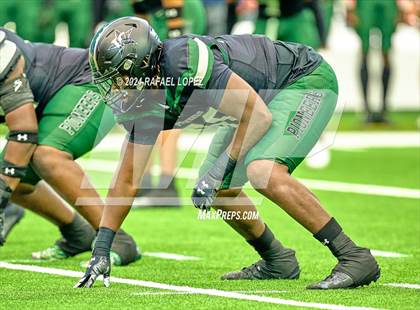 Thumbnail 2 in Fort Bend Marshall vs. Iowa Colony (UIL 5A D2 Football Regional) photogallery.