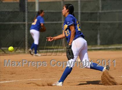 Thumbnail 3 in Wilson @ San Dimas photogallery.