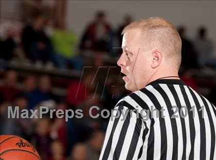 Thumbnail 1 in Beechwood vs. Holmes (35 District Tournament) photogallery.