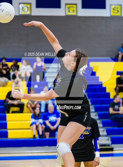 Thumbnail 1 in Parker @ Kingman photogallery.