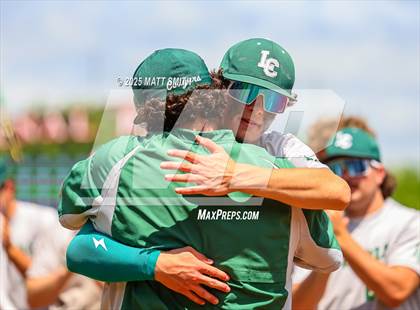 Thumbnail 3 in Lake Catholic vs. Perkins (OHSAA Division 4 Final) photogallery.