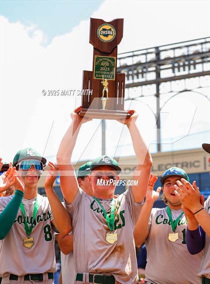 Thumbnail 1 in Lake Catholic vs. Perkins (OHSAA Division 4 Final) photogallery.