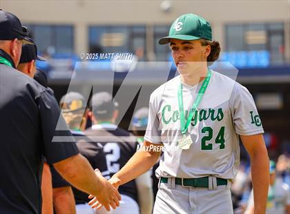 Thumbnail 1 in Lake Catholic vs. Perkins (OHSAA Division 4 Final) photogallery.
