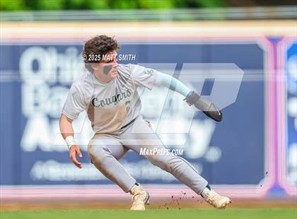Thumbnail 2 in Lake Catholic vs. Perkins (OHSAA Division 4 Final) photogallery.