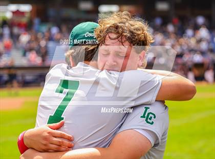 Thumbnail 3 in Lake Catholic vs. Perkins (OHSAA Division 4 Final) photogallery.