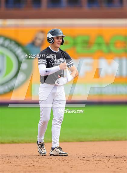 Thumbnail 2 in Lake Catholic vs. Perkins (OHSAA Division 4 Final) photogallery.
