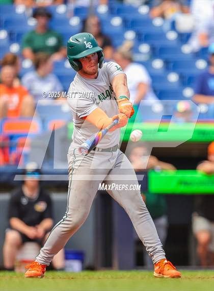 Thumbnail 3 in Lake Catholic vs. Perkins (OHSAA Division 4 Final) photogallery.