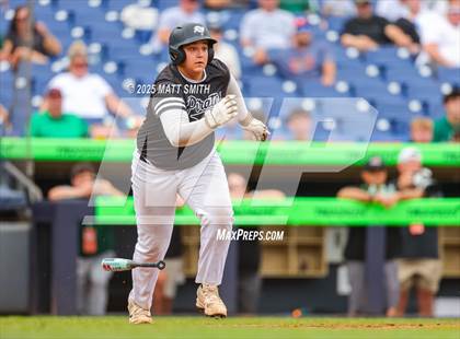 Thumbnail 2 in Lake Catholic vs. Perkins (OHSAA Division 4 Final) photogallery.