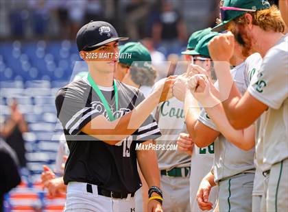 Thumbnail 2 in Lake Catholic vs. Perkins (OHSAA Division 4 Final) photogallery.