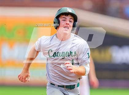 Thumbnail 3 in Lake Catholic vs. Perkins (OHSAA Division 4 Final) photogallery.