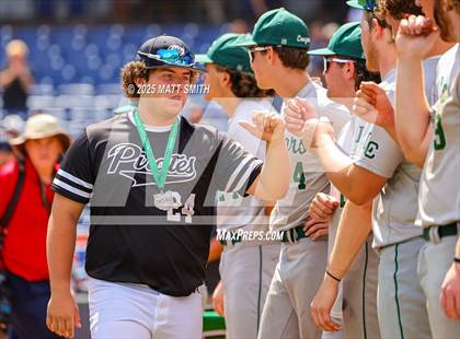 Thumbnail 3 in Lake Catholic vs. Perkins (OHSAA Division 4 Final) photogallery.