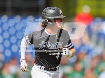 Thumbnail 3 in Lake Catholic vs. Perkins (OHSAA Division 4 Final) photogallery.