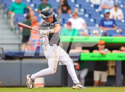 Thumbnail 2 in Lake Catholic vs. Perkins (OHSAA Division 4 Final) photogallery.