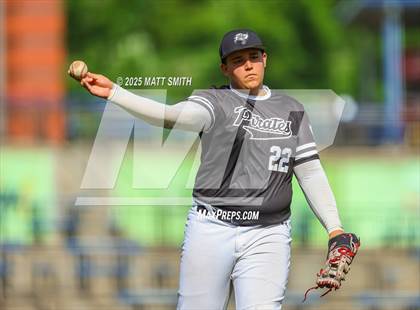 Thumbnail 3 in Lake Catholic vs. Perkins (OHSAA Division 4 Final) photogallery.