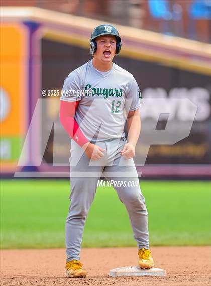 Thumbnail 3 in Lake Catholic vs. Perkins (OHSAA Division 4 Final) photogallery.