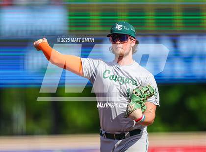 Thumbnail 1 in Lake Catholic vs. Perkins (OHSAA Division 4 Final) photogallery.