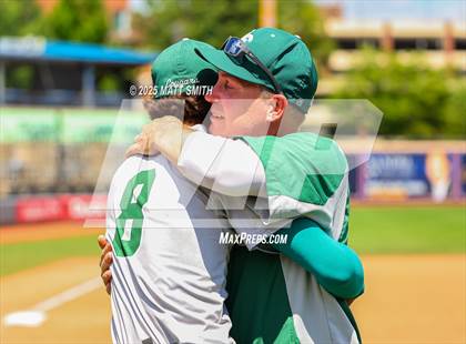 Thumbnail 2 in Lake Catholic vs. Perkins (OHSAA Division 4 Final) photogallery.