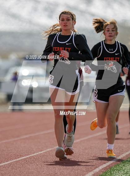 Thumbnail 2 in Fernley League Meet (1600 Meters) photogallery.
