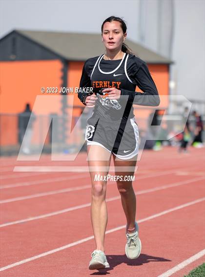 Thumbnail 3 in Fernley League Meet (1600 Meters) photogallery.