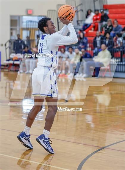 Thumbnail 1 in Gadsden City vs. Douglas County (War Eagle Classic) photogallery.