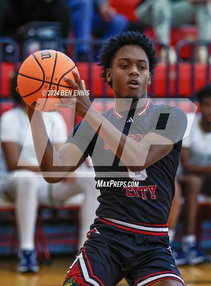 Thumbnail 2 in Gadsden City vs. Douglas County (War Eagle Classic) photogallery.
