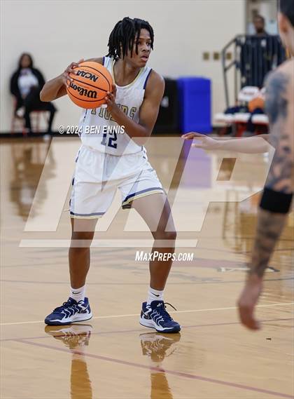 Thumbnail 3 in Gadsden City vs. Douglas County (War Eagle Classic) photogallery.